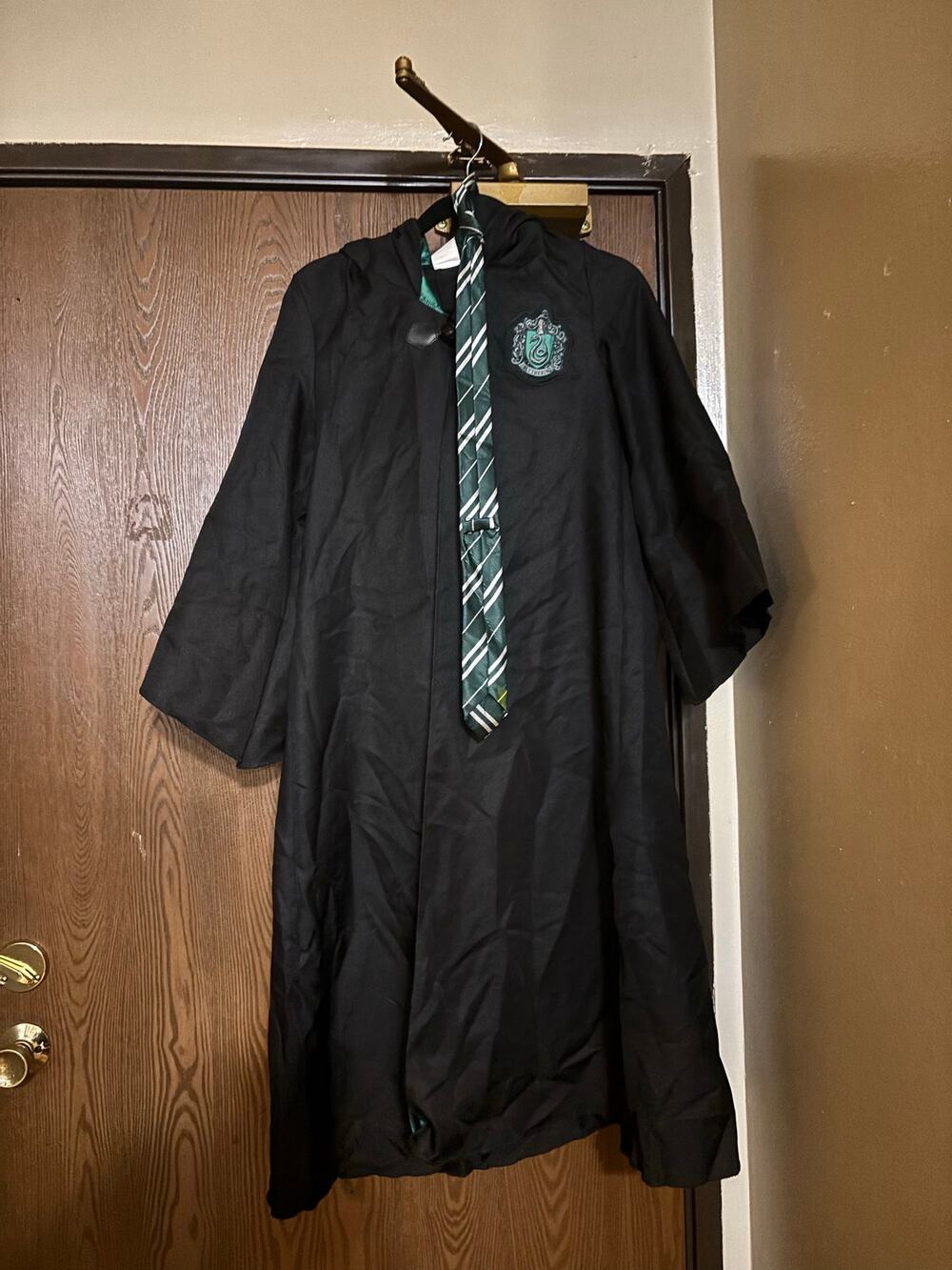 Harry Potter Slytherin Robe and Tie Halloween Costume- Adult Small